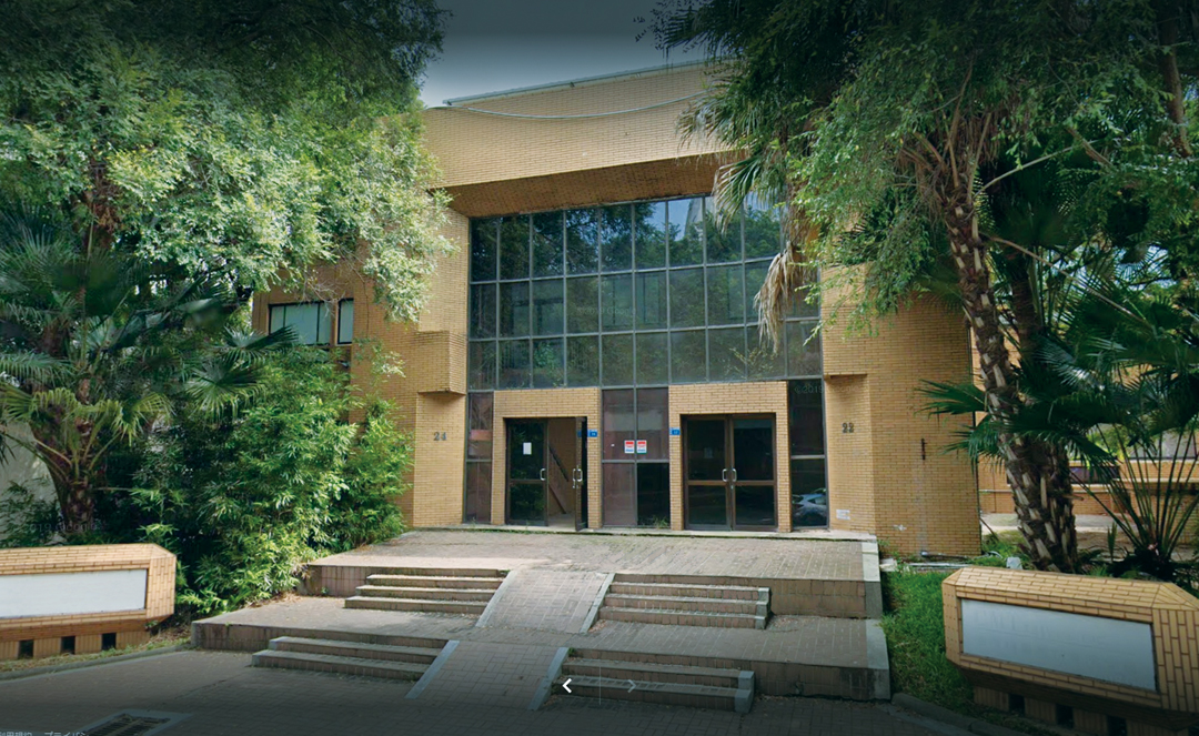 レーザーライフ社